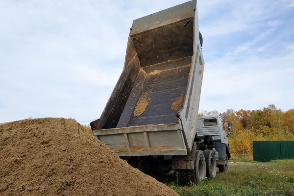 Topsoil Delivery in Springdale